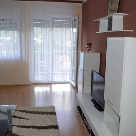 Apartament In 41880 Jadranovo