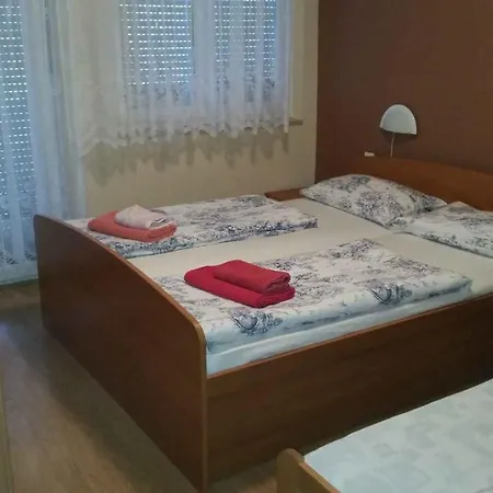 In 41880 Appartamento Jadranovo