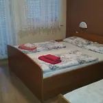 In 41880 شقة جادرانوفو