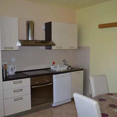 In 41880 Appartement Jadranovo